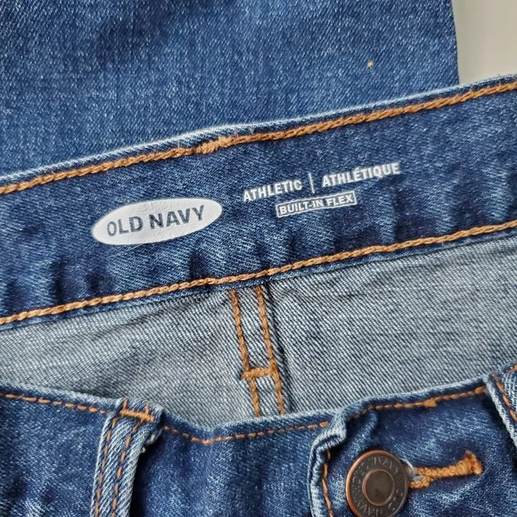 Athletic built-in flex medium wash jeans Old Navy straight leg NWOT 28x30 - Picture 4 of 4